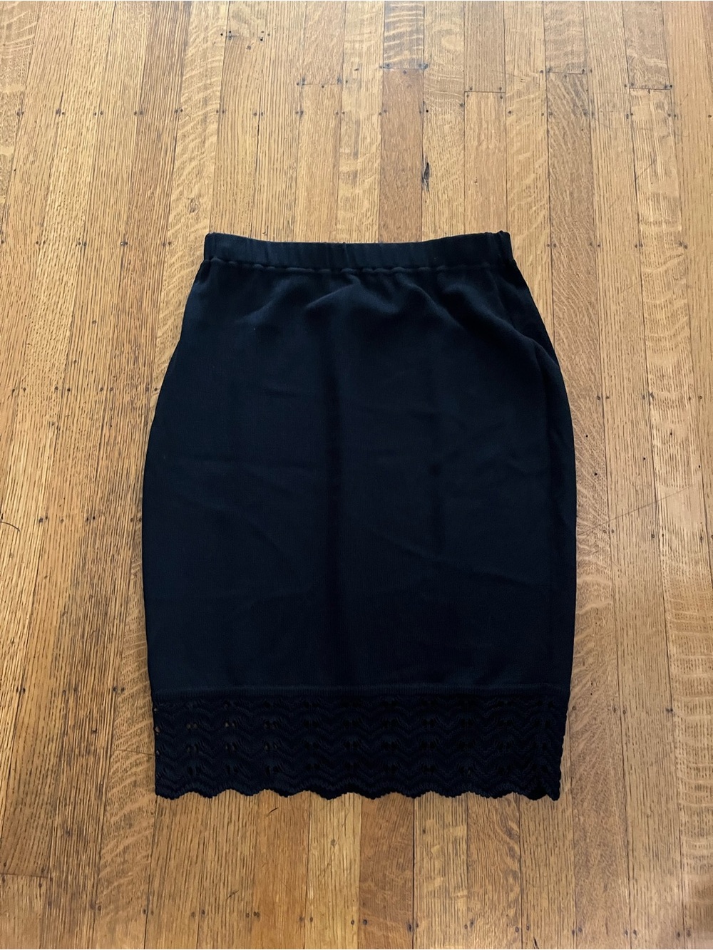 St. John Collection Black Lace-Trim Pencil Skirt Vintage